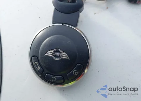 2011 Mini Cooper S z USA, uszkodzony, nr VIN WMWSV3C52BTY13549